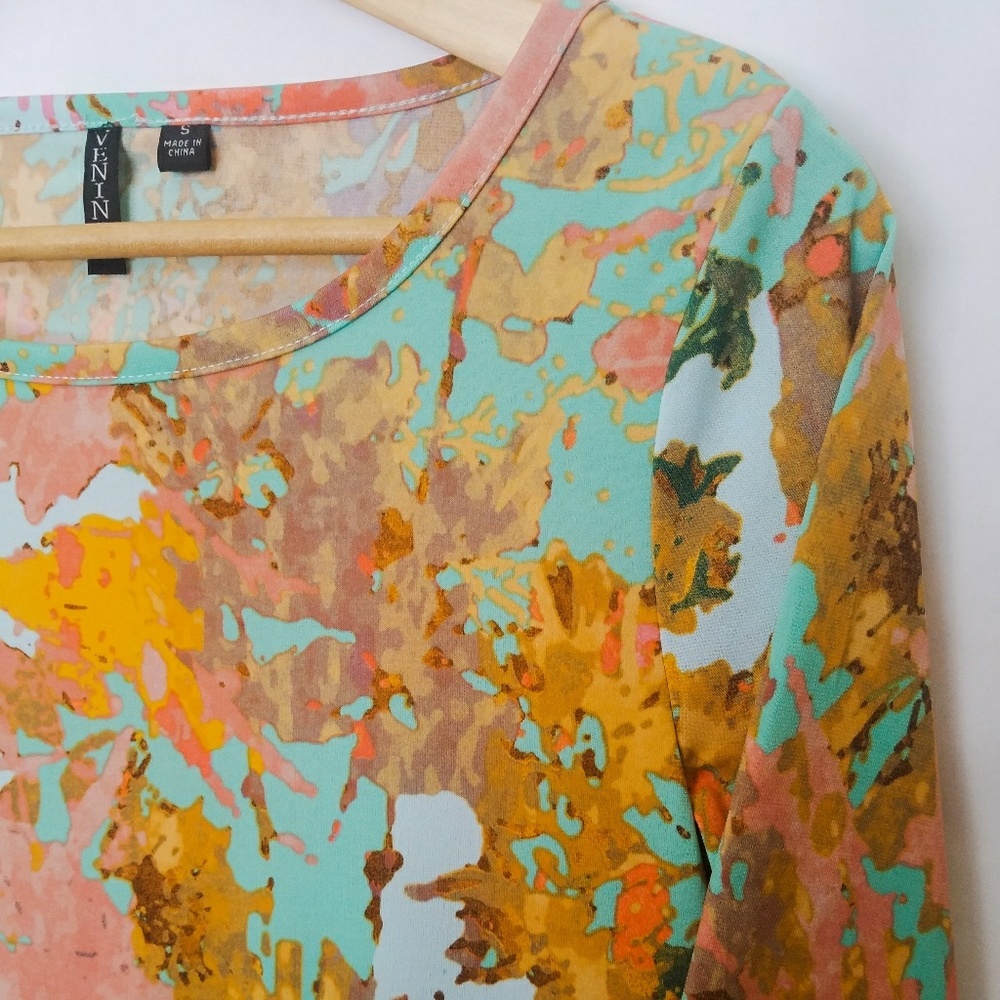 Spring blouse - Picture 2 of 4